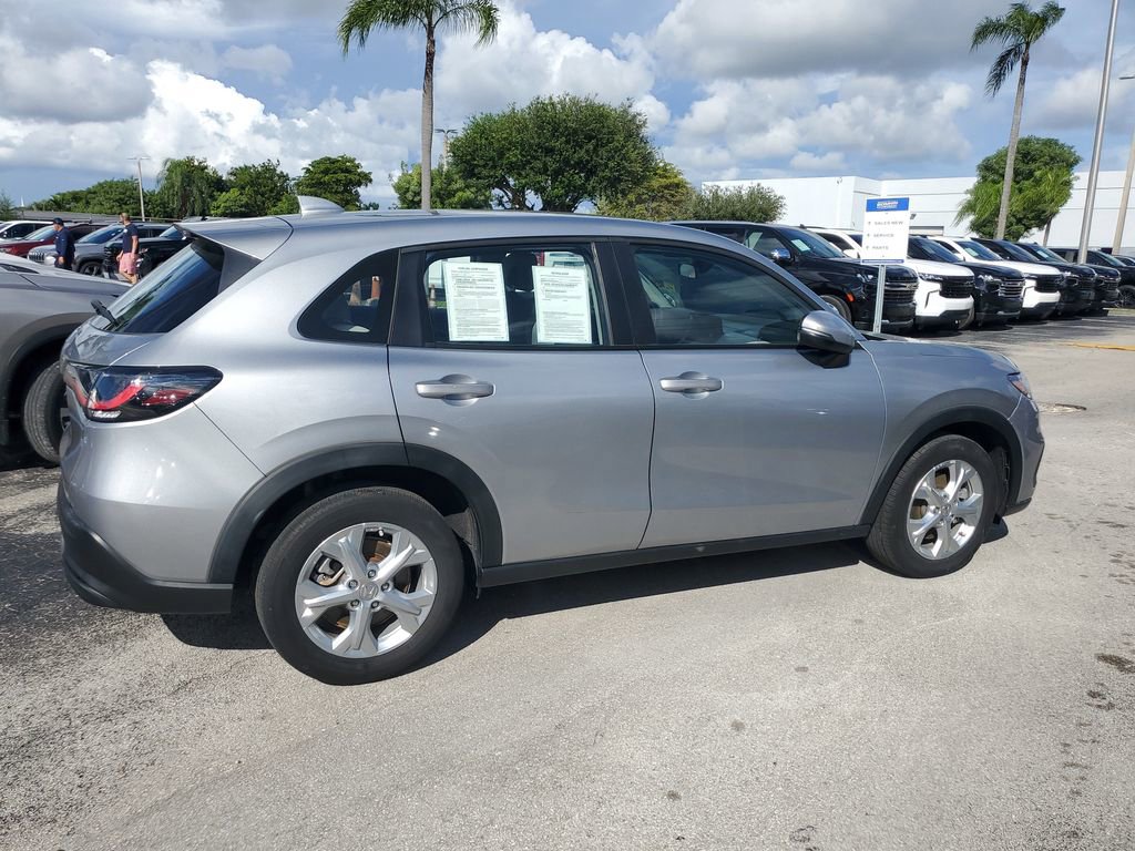 Used 2024 Honda HR-V LX image 8