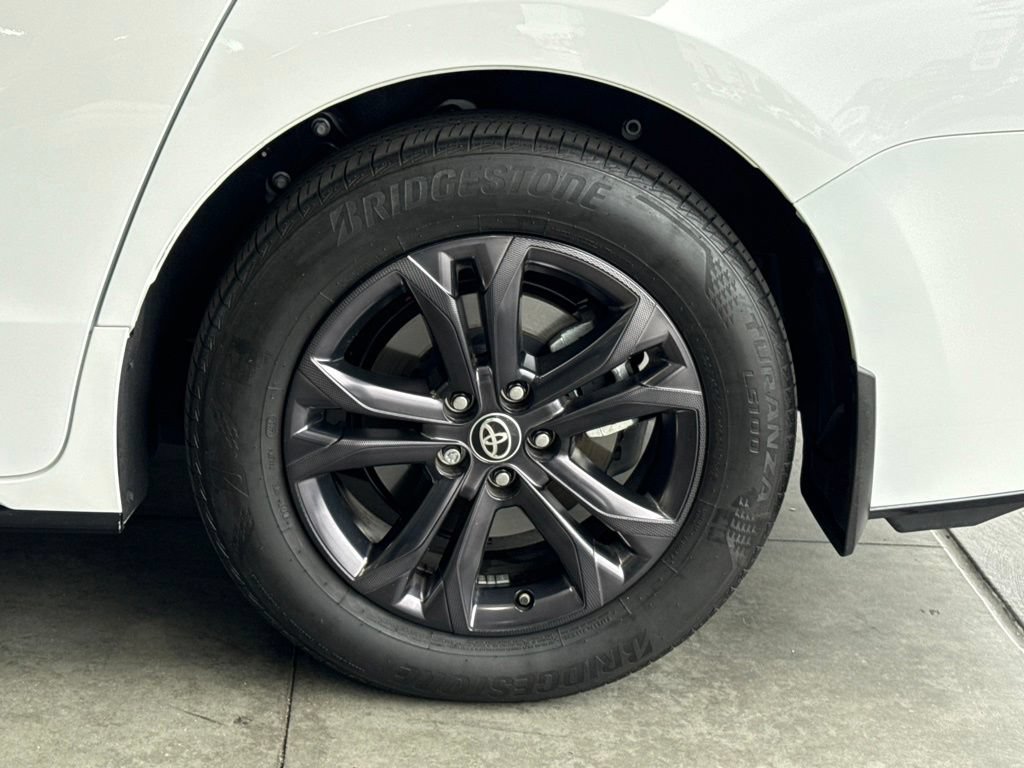 Certified 2025 Toyota Sienna XSE w/ XSE Premium Package AWD/4WD image 20