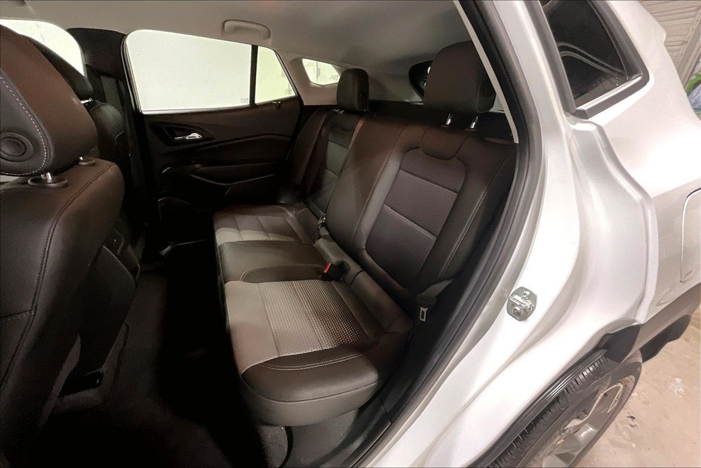 Used 2026 Chevrolet Trax LT FWD image 31