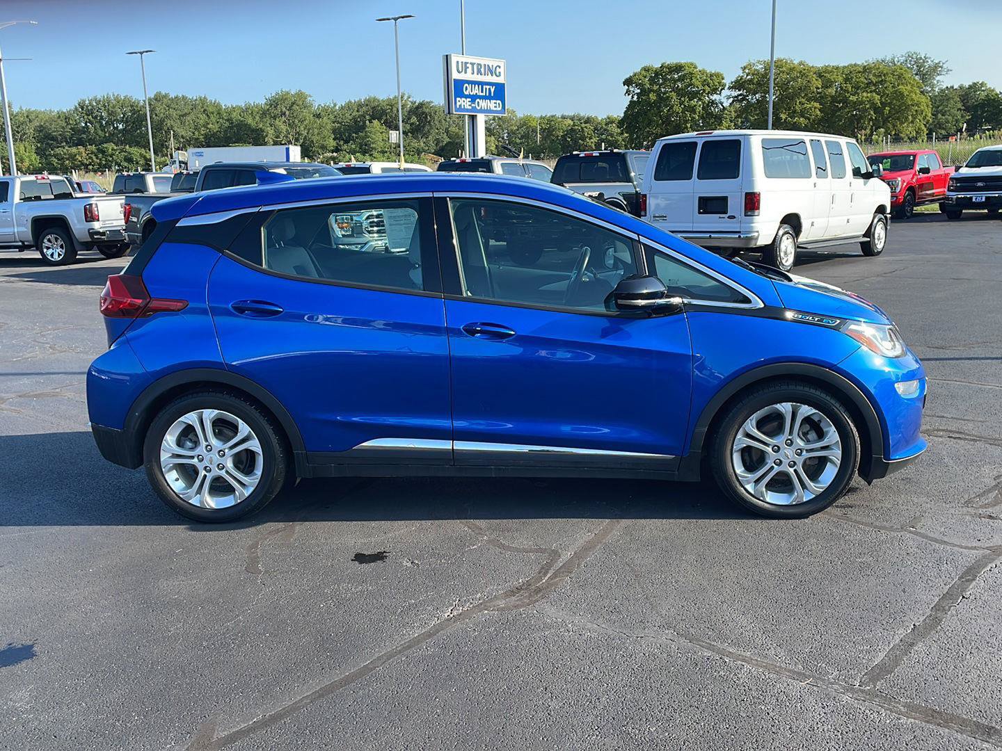 Used 2020 Chevrolet Bolt LT FWD image 6