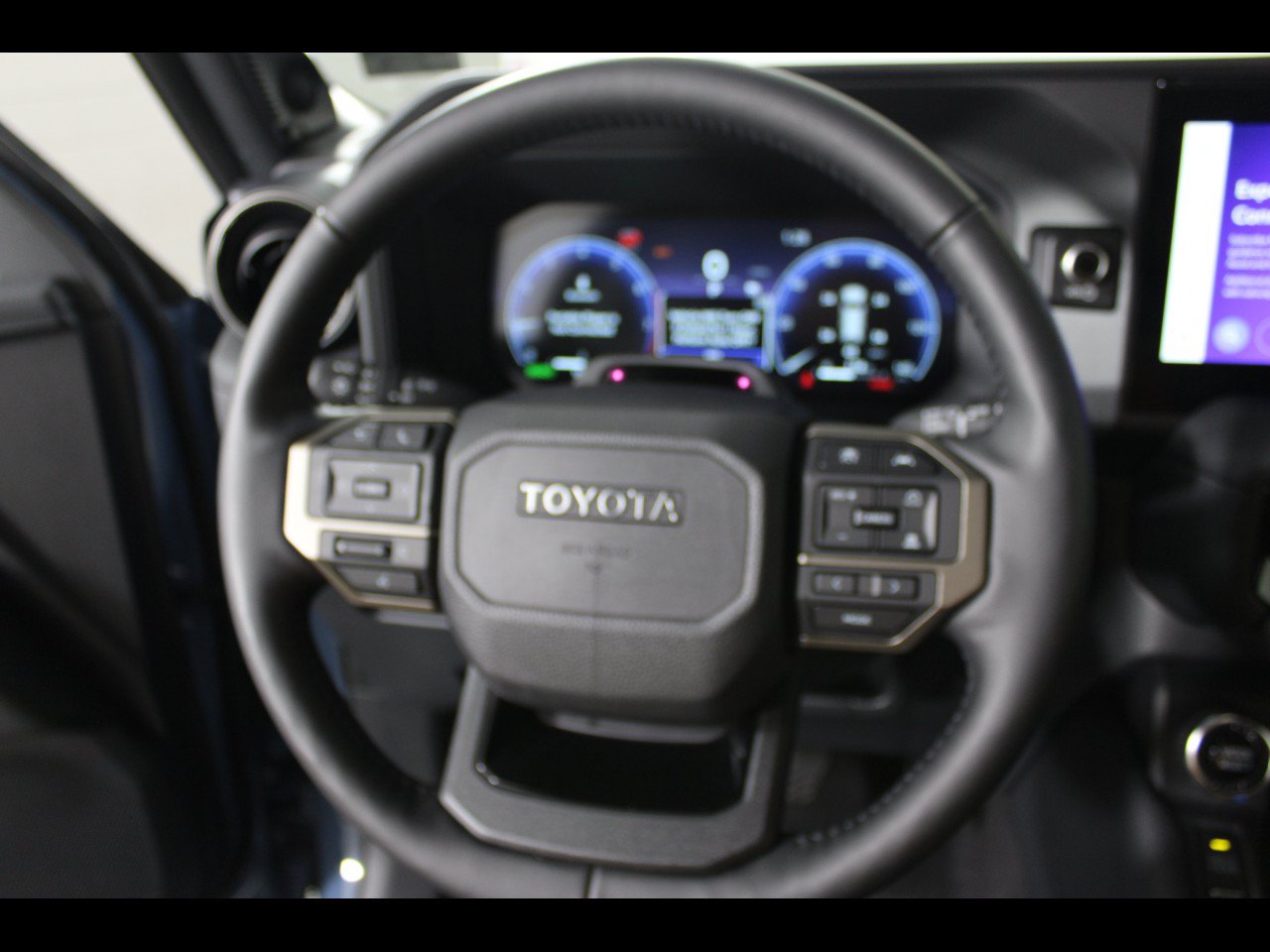 Used 2025 Toyota Land Cruiser w/ Premium Package AWD/4WD image 21