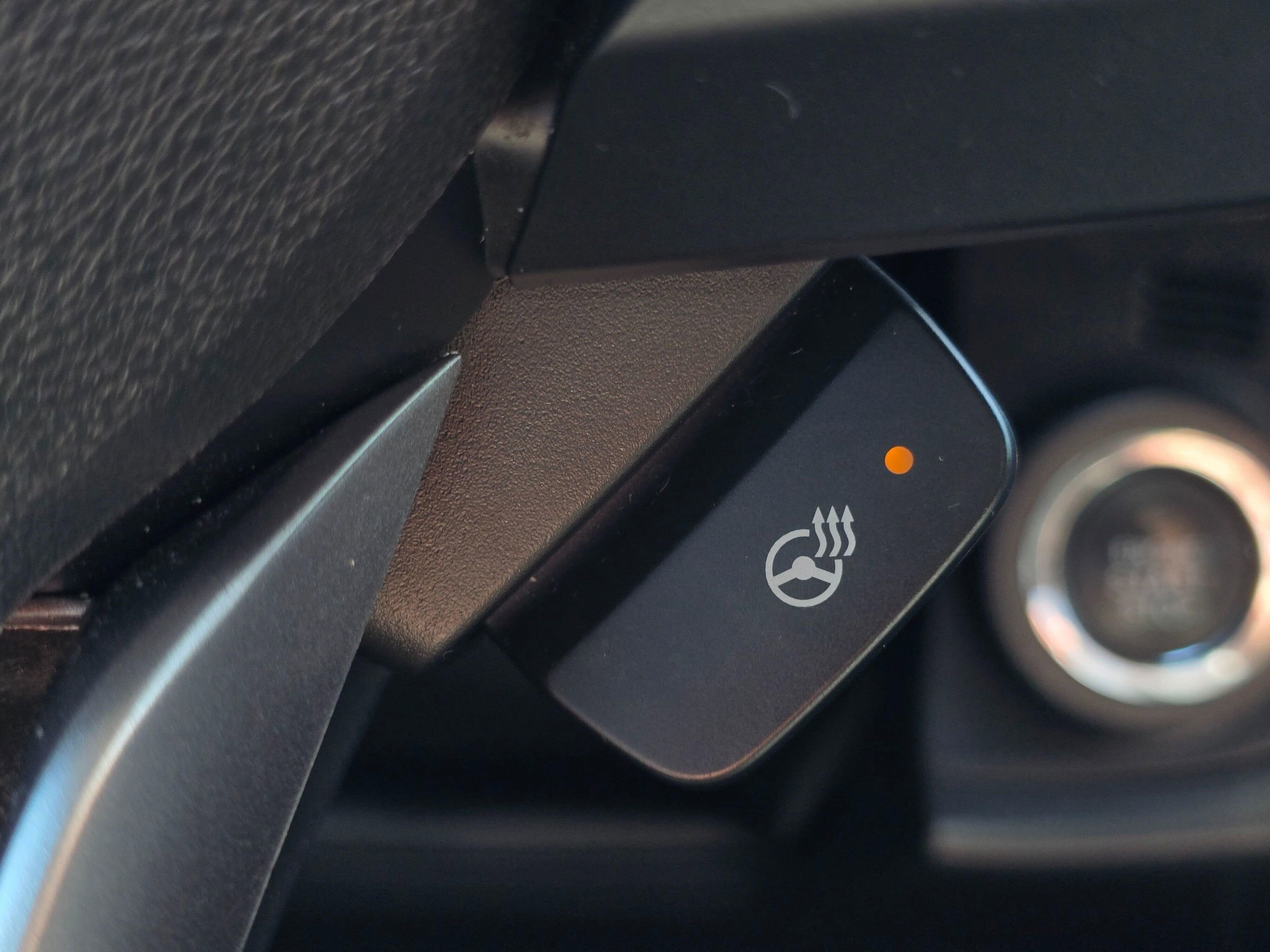 Used 2023 Subaru Legacy Limited AWD/4WD image 41