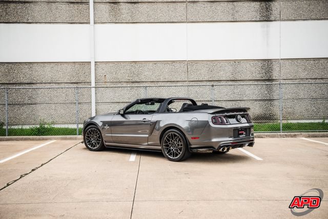 Used 2014 Ford Mustang Shelby GT500 w/ Equipment Group 821A RWD image 57
