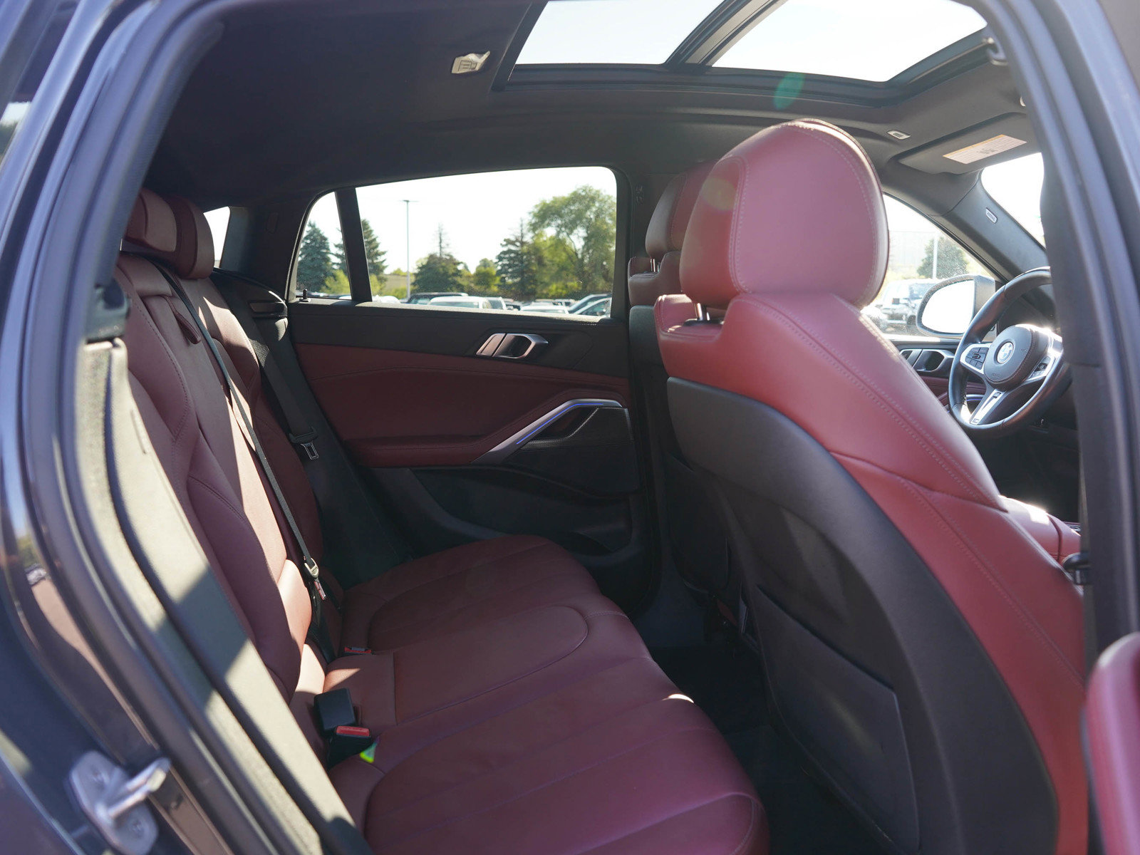 Used 2022 BMW X6 xDrive40i AWD/4WD image 12