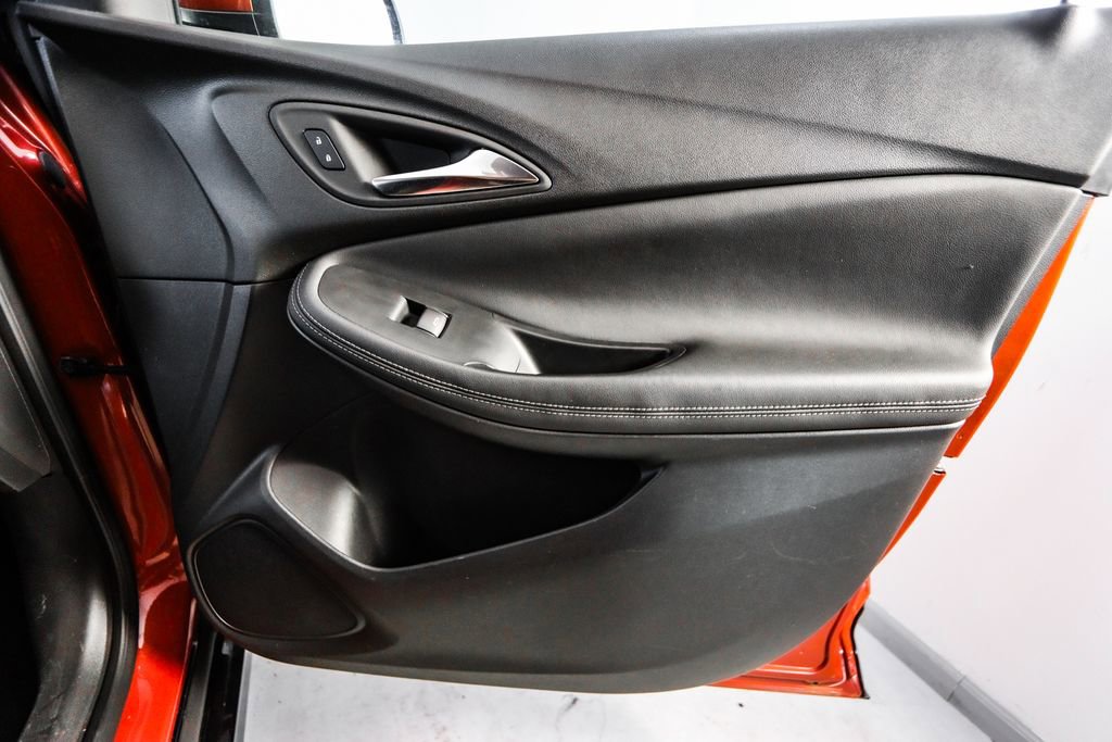 Used 2024 Buick Encore GX Sport Touring w/ Comfort Package image 41