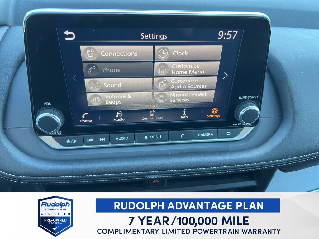 Used 2025 Nissan Rogue SV image 29