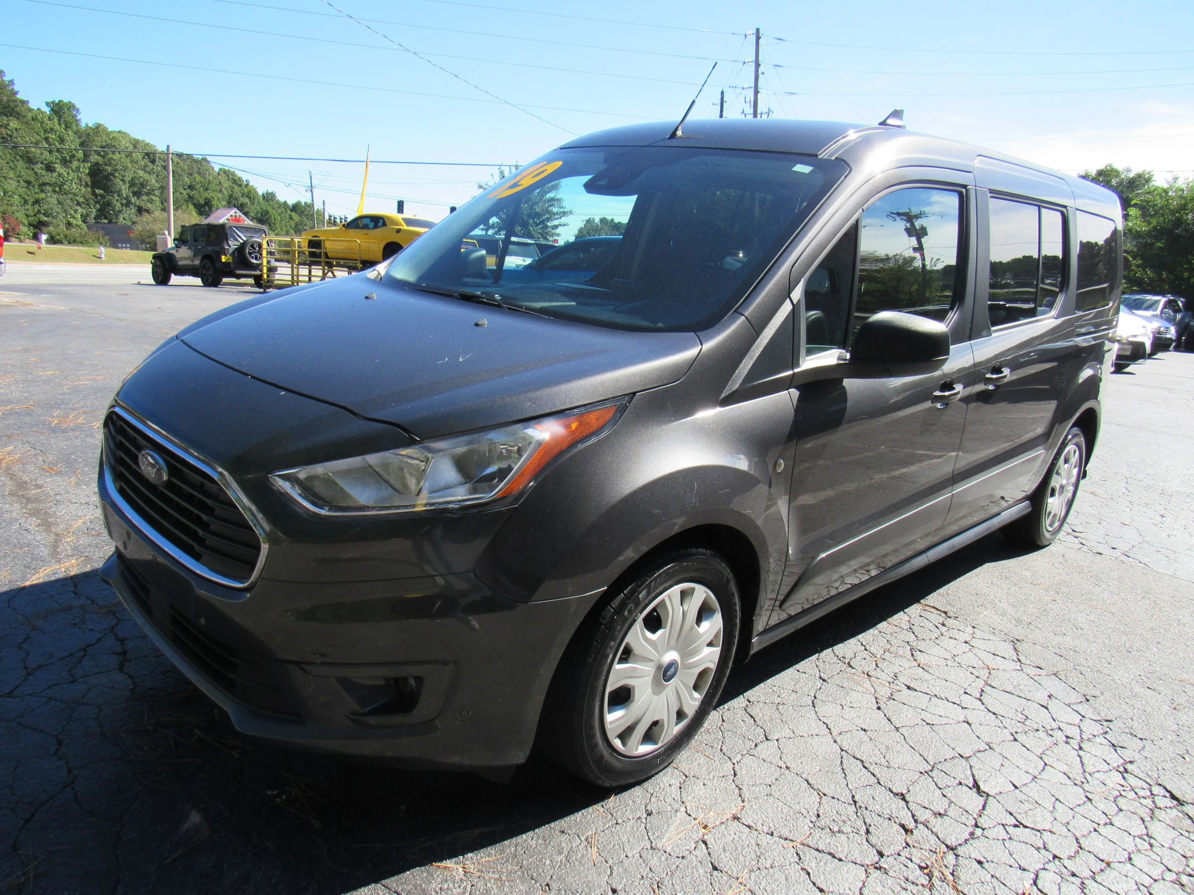 Used 2019 Ford Transit Connect XLT w/ Driver-Assist Package image 3