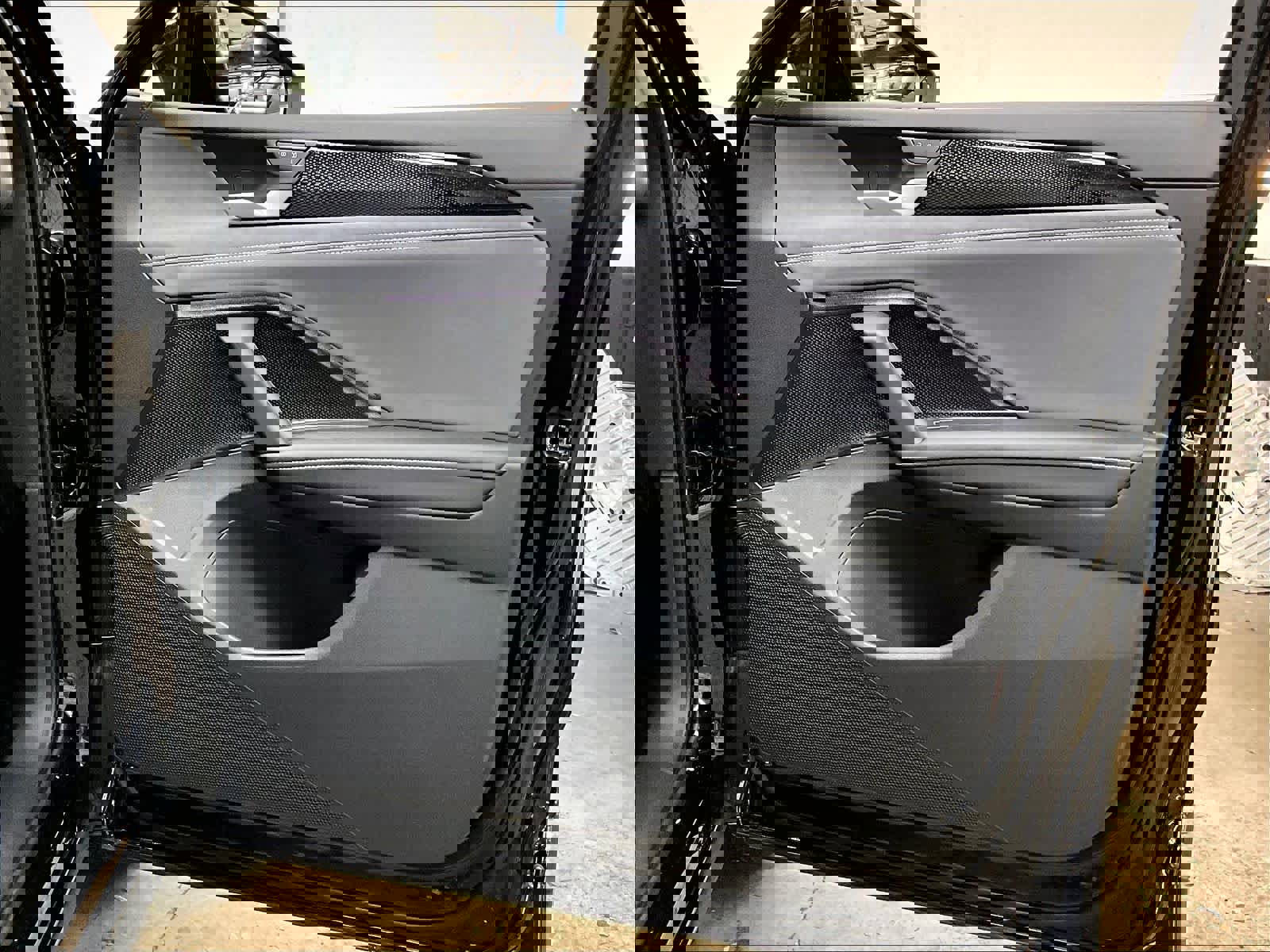 New 2026 Volkswagen Tiguan SE image 29