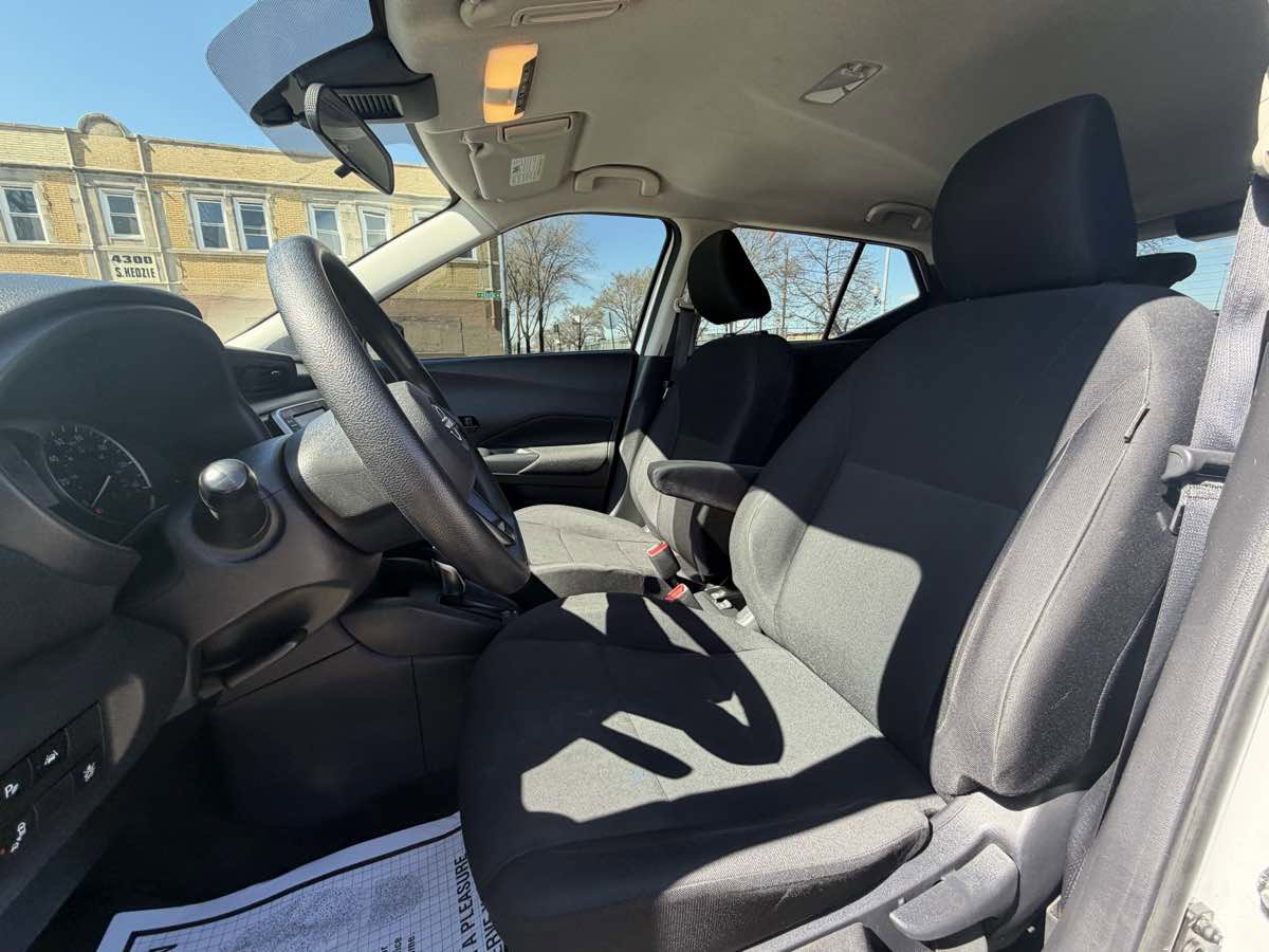 Used 2023 Nissan Kicks S FWD image 13