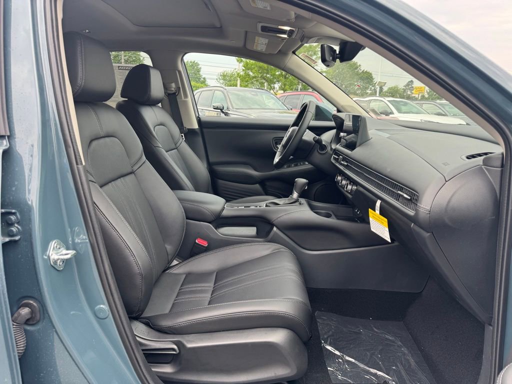 New 2026 Honda HR-V EX-L image 16