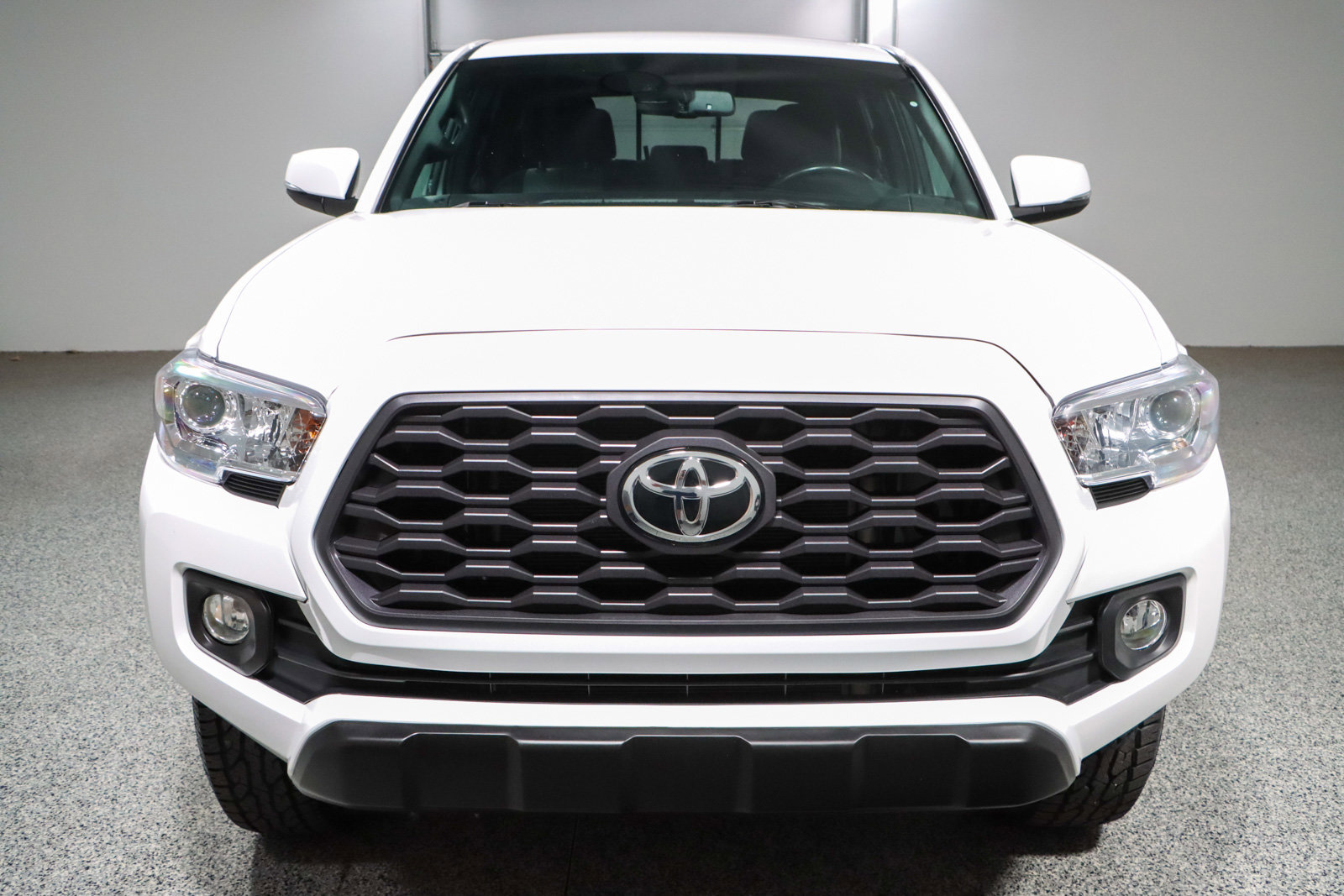 Used 2023 Toyota Tacoma TRD Off-Road image 4