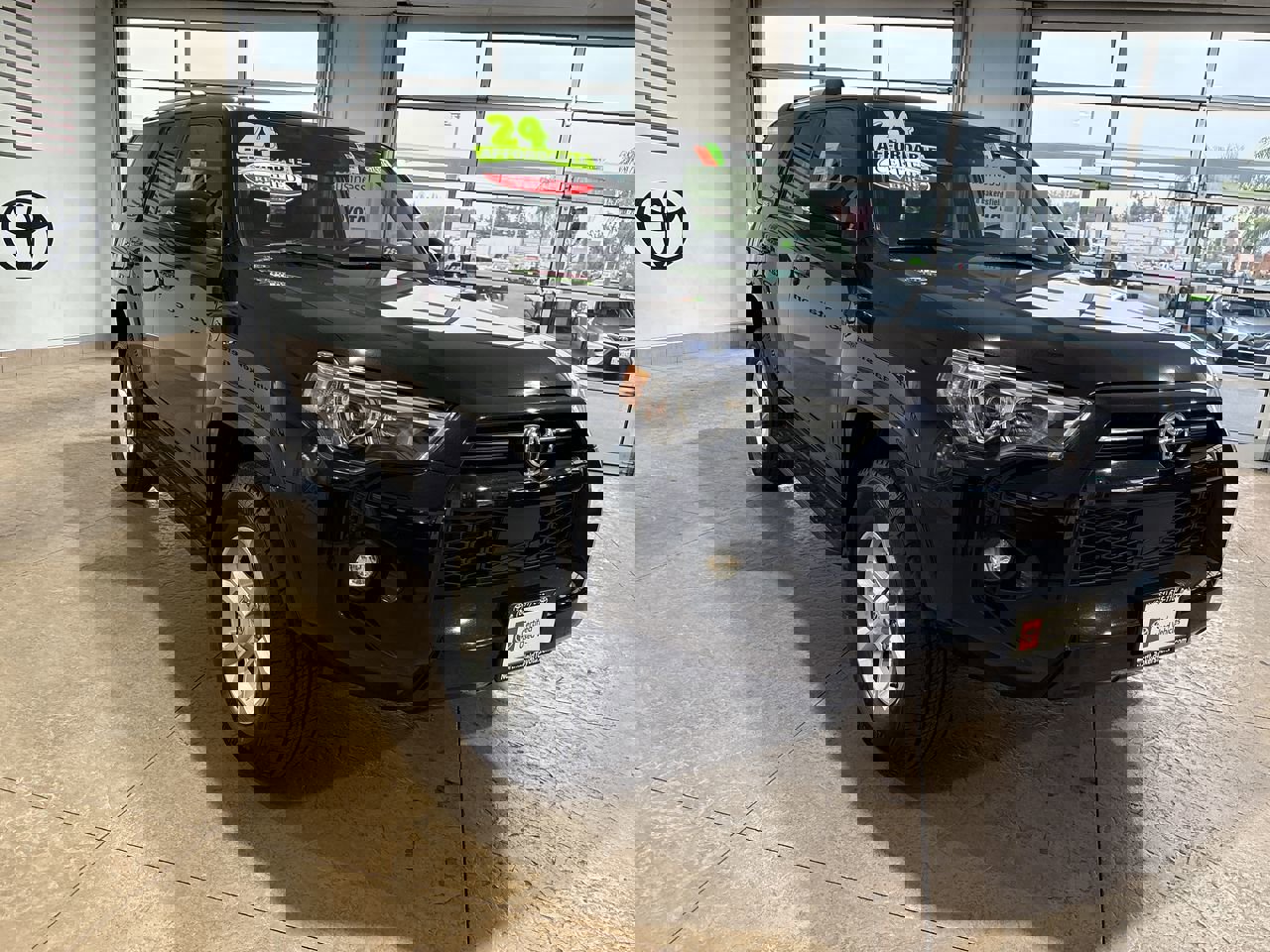 Certified 2024 Toyota 4Runner SR5 Premium image 4