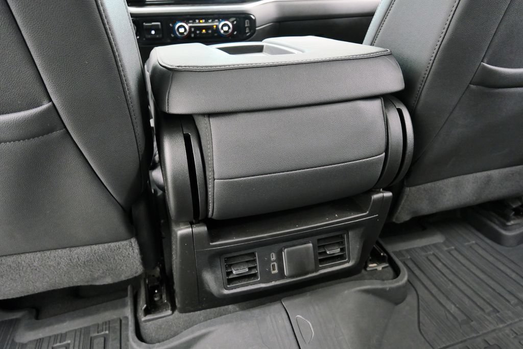 Used 2024 GMC Sierra 2500 SLT AWD/4WD image 21
