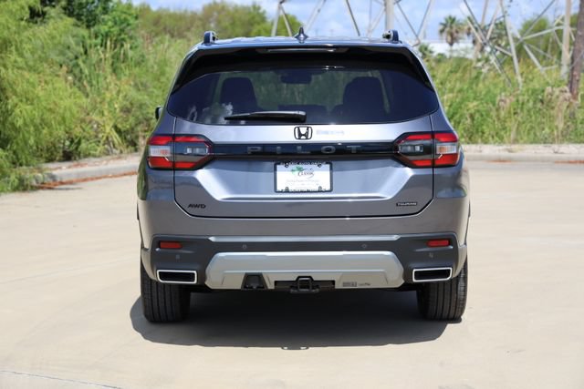 New 2026 Honda Pilot Touring image 7