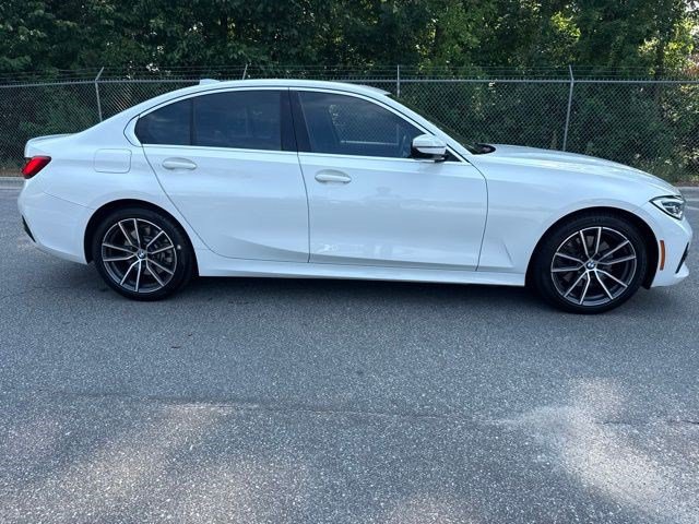 Used 2020 BMW 330i Sedan w/ Premium Package RWD image 4