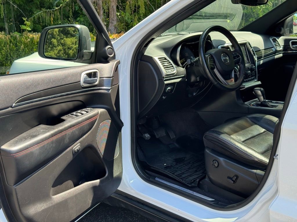 Used 2018 Jeep Grand Cherokee Trailhawk w/ Trailhawk Luxury Group AWD/4WD image 8