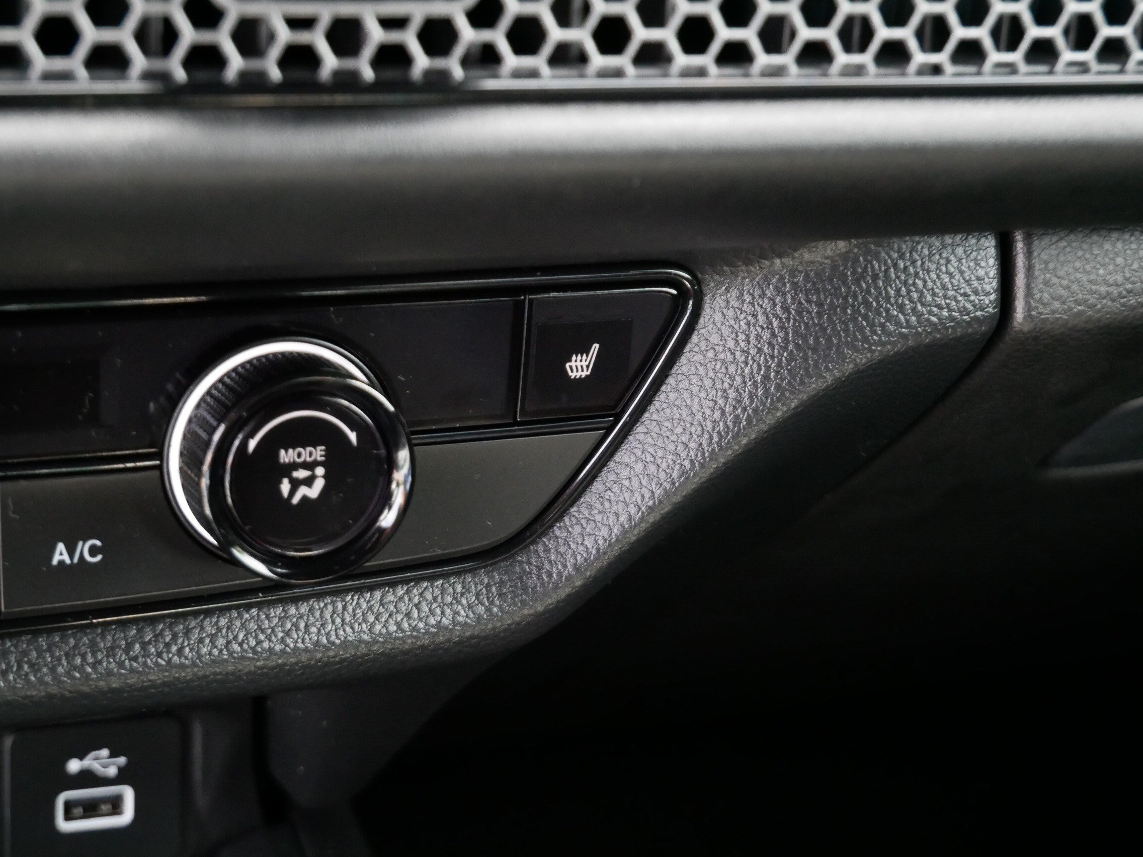 Certified 2024 Honda HR-V Sport image 29