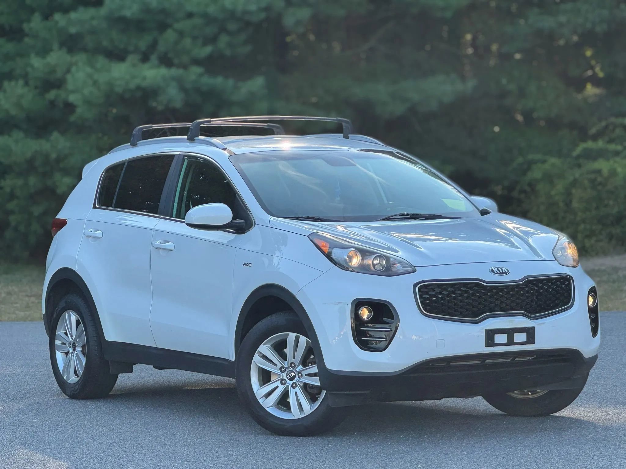 Used 2017 Kia Sportage LX w/ LX Popular Package image 2