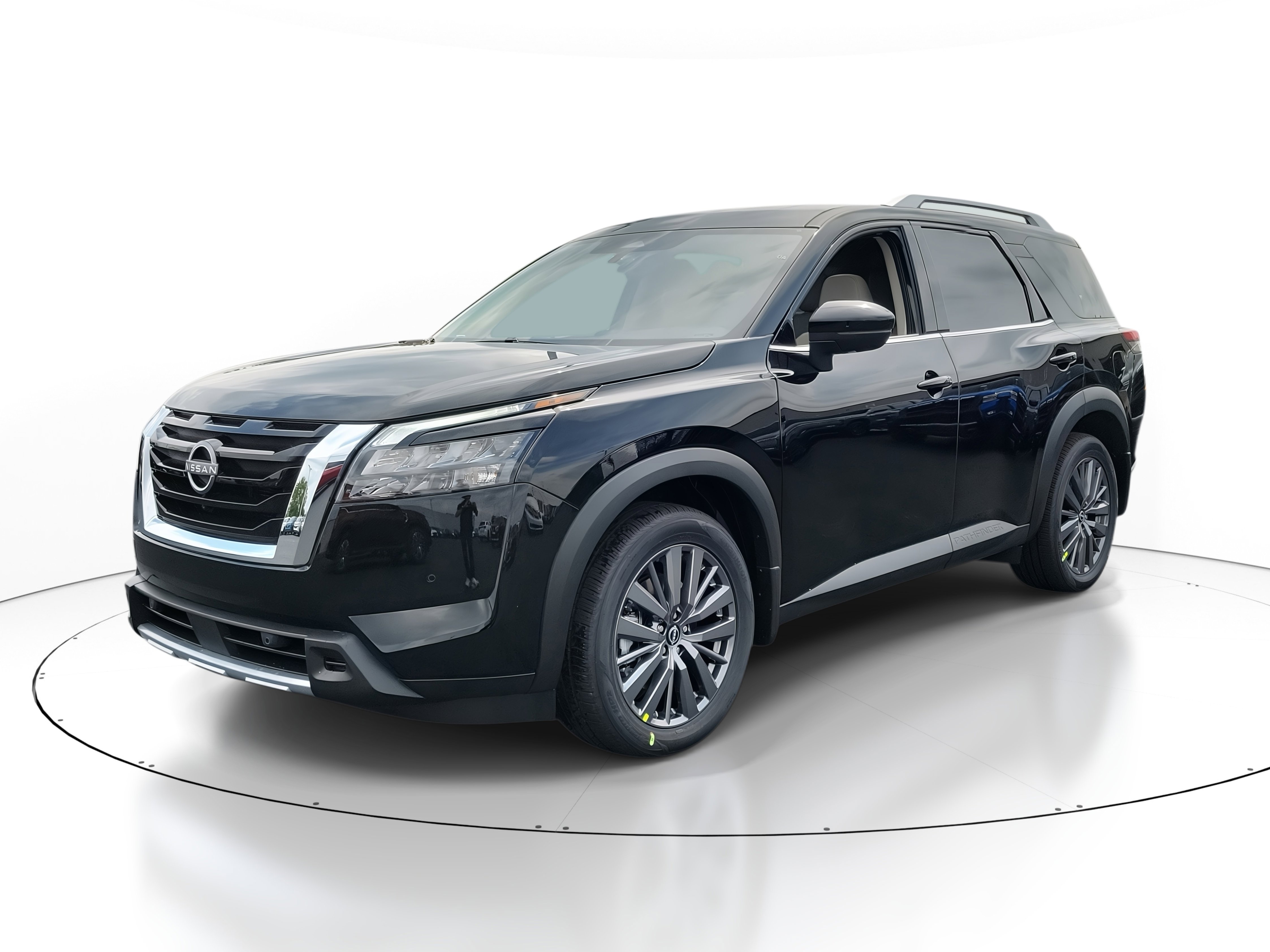 Used 2025 Nissan Pathfinder SL w/ SL Premium Package image 2