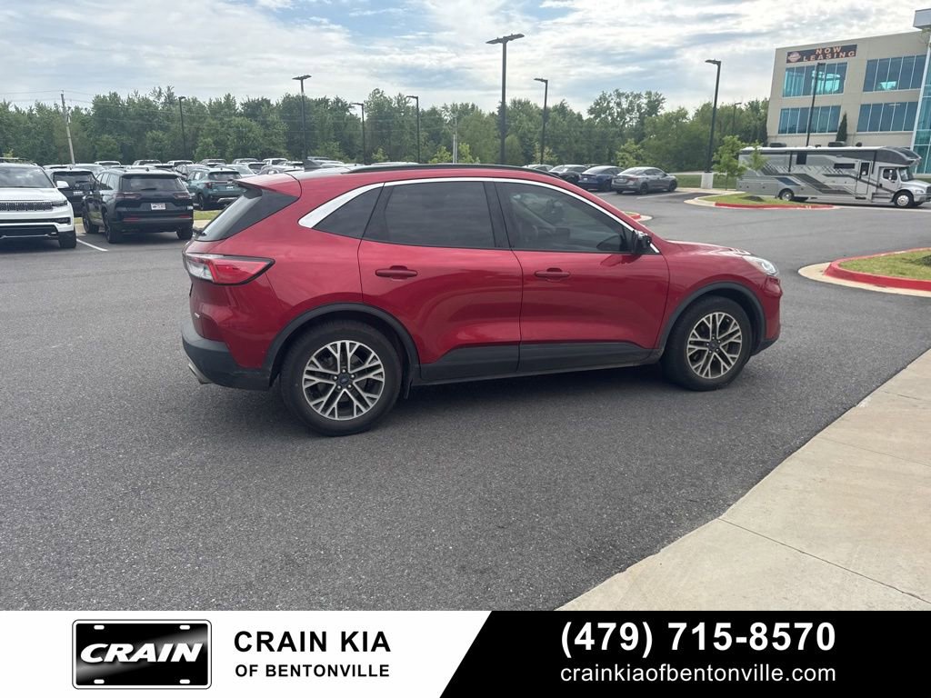 Used 2020 Ford Escape SEL FWD image 16