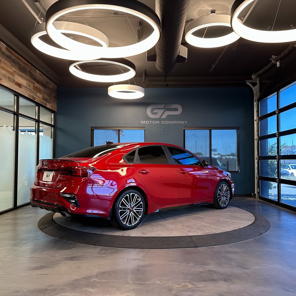 Used 2021 Kia Forte GT image 3