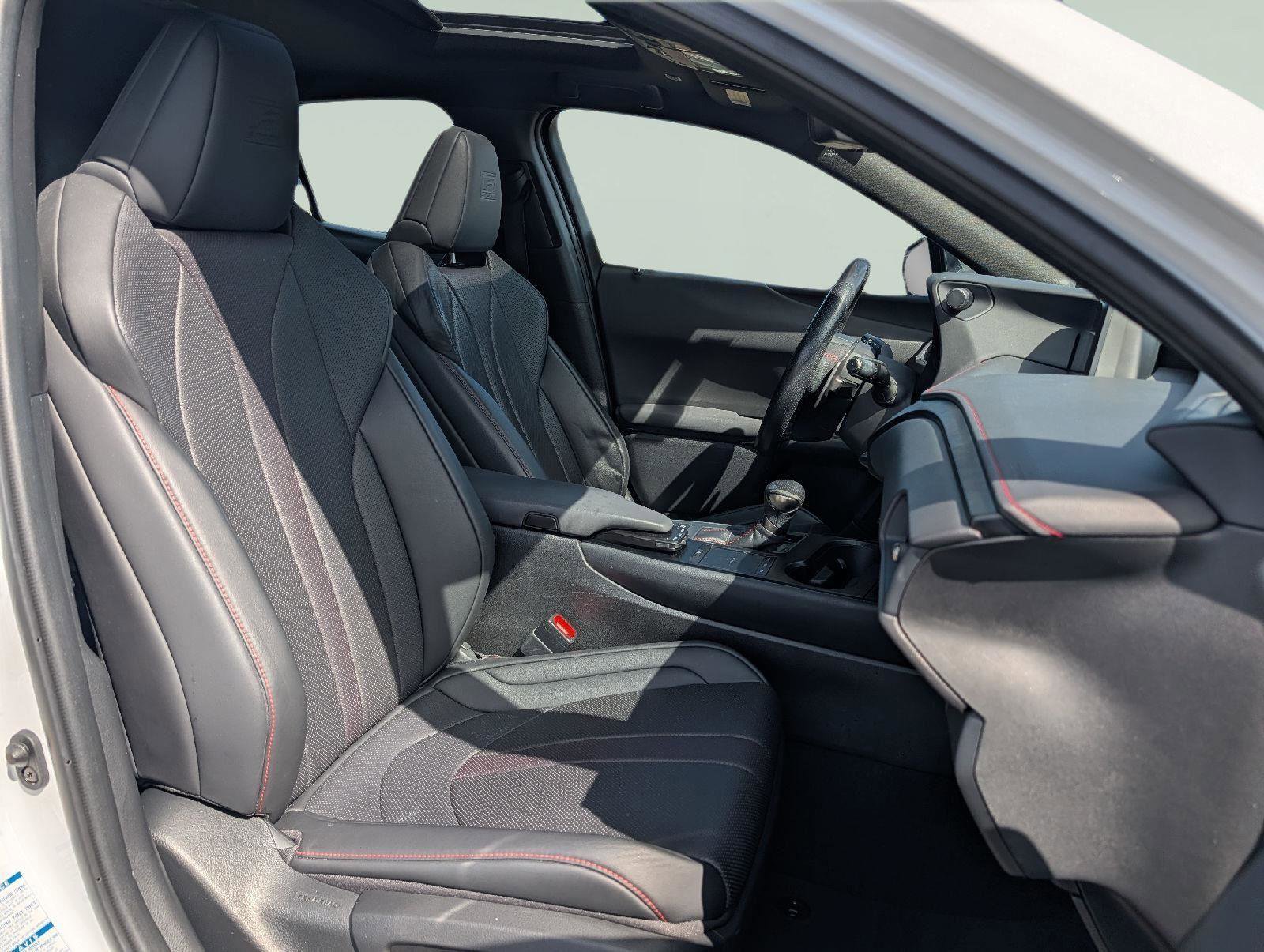 Used 2019 Lexus UX 250h F Sport w/ F Sport Premium Package AWD/4WD image 21