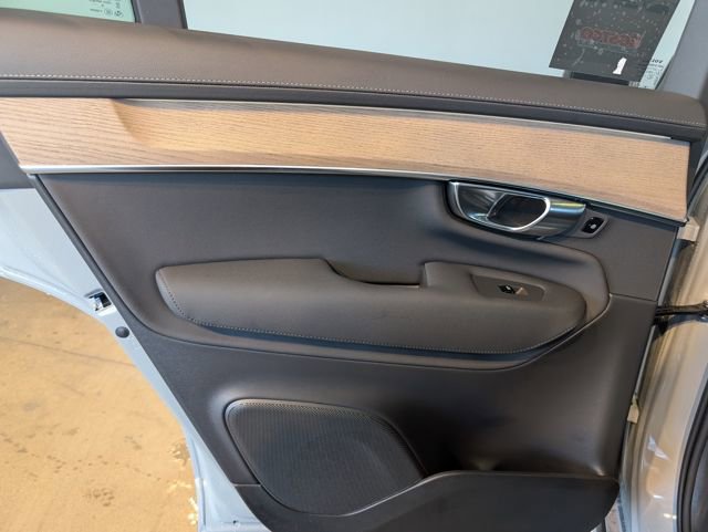 New 2026 Volvo XC90 T8 Plus w/ Protection Package Premier image 23