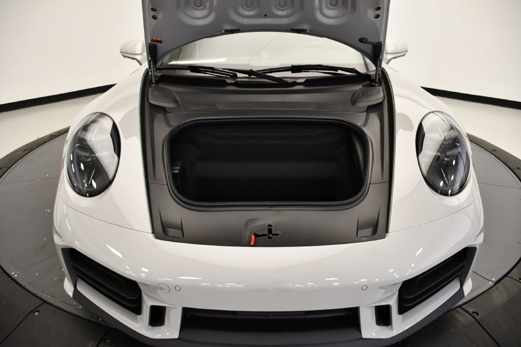 Certified 2026 Porsche 911 Carrera RWD image 13