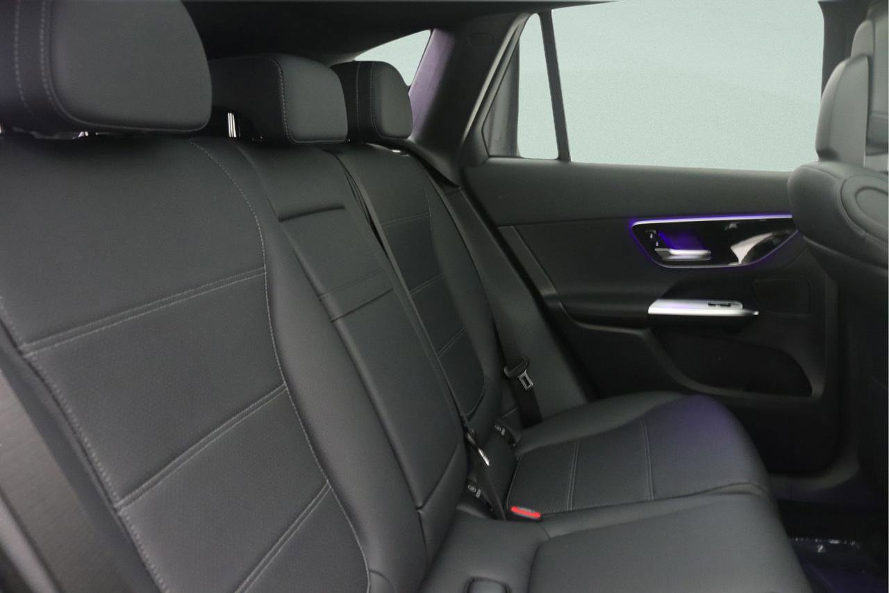 New 2026 Mercedes-Benz GLC 300 image 8