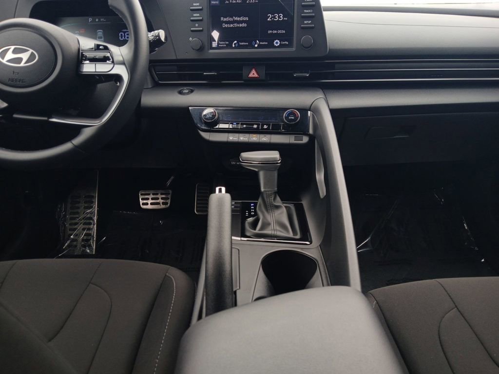 Certified 2026 Hyundai Elantra Sport image 11