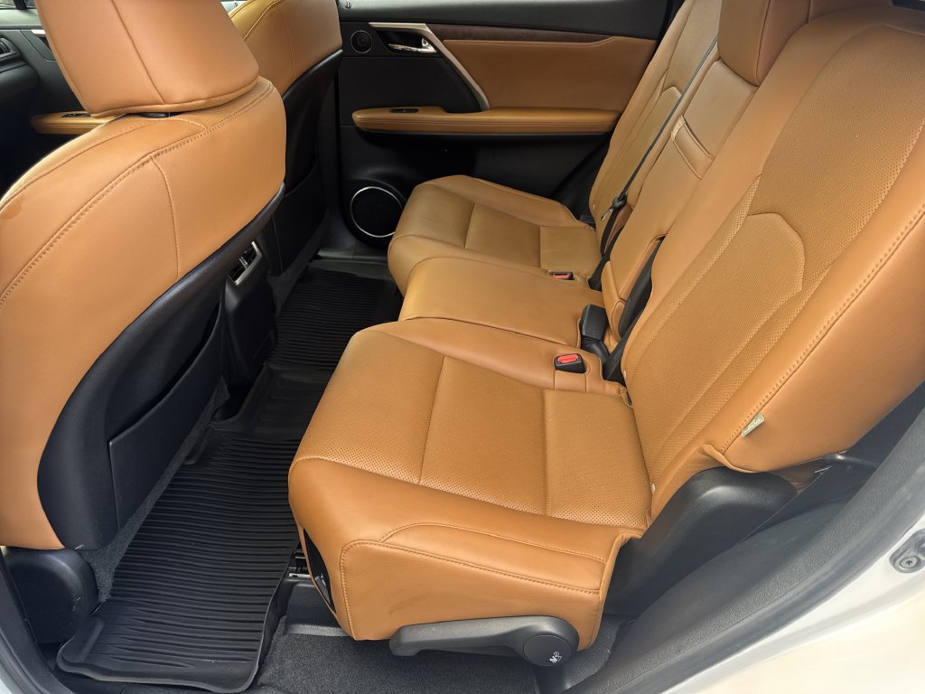 Used 2022 Lexus RX 350L FWD w/ Premium Package image 20