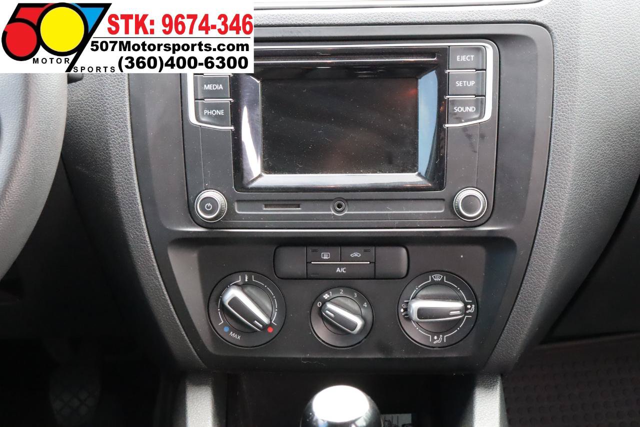 Used 2017 Volkswagen Jetta S FWD image 16