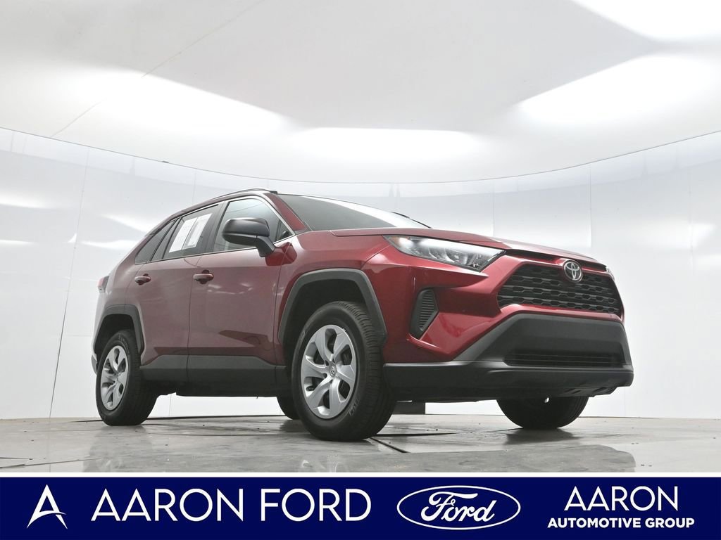 Used 2021 Toyota RAV4 LE w/ Carpet Mat Package (TMS) FWD image 3