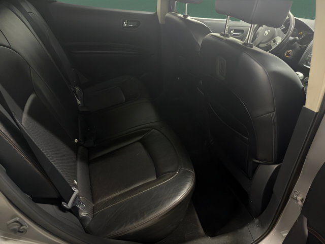 Used 2012 Nissan Rogue SL AWD/4WD image 12