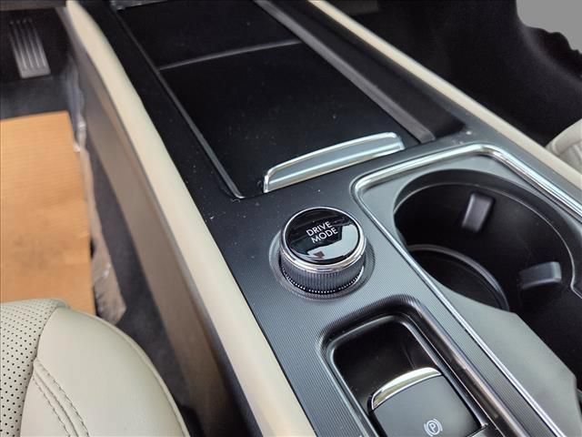 New 2026 Lincoln Corsair Grand Touring w/ Rear Removable Package Tray AWD/4WD image 13