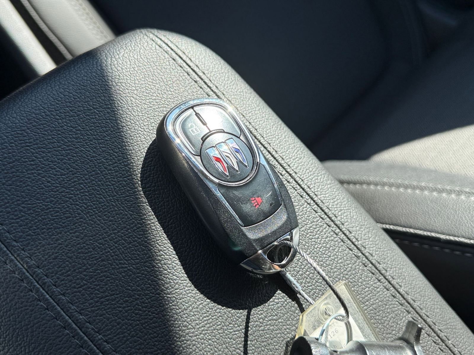 Used 2025 Buick Encore GX Preferred image 22