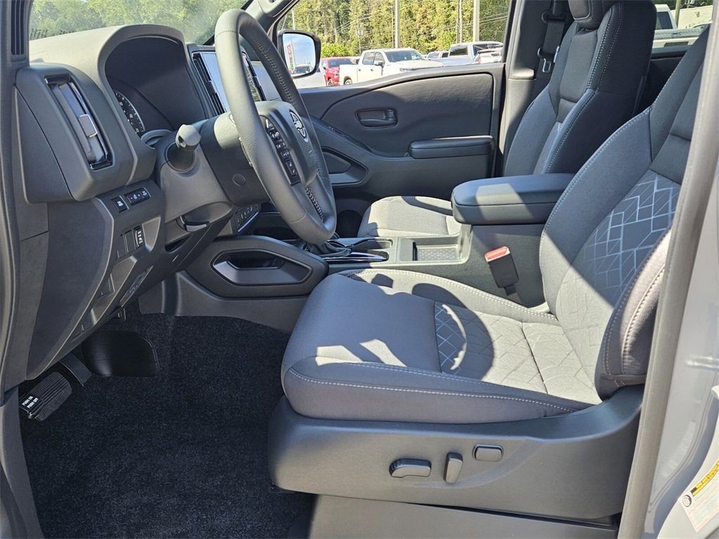New 2026 Nissan Frontier SV image 3