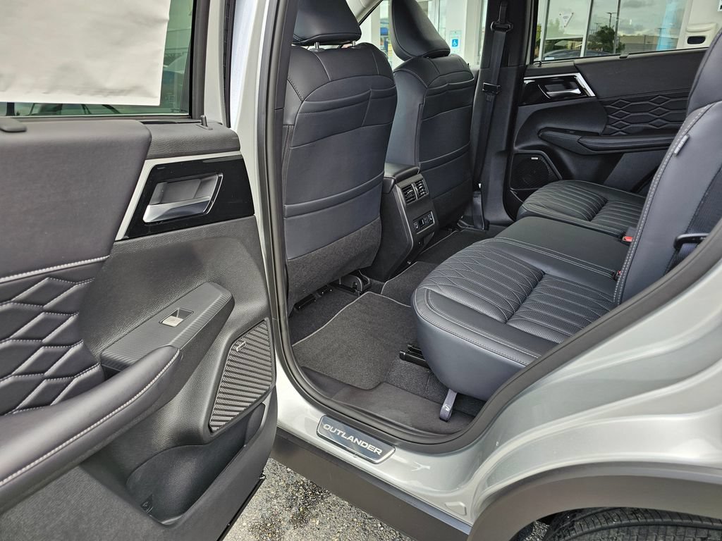 New 2026 Mitsubishi Outlander SEL AWD/4WD image 11