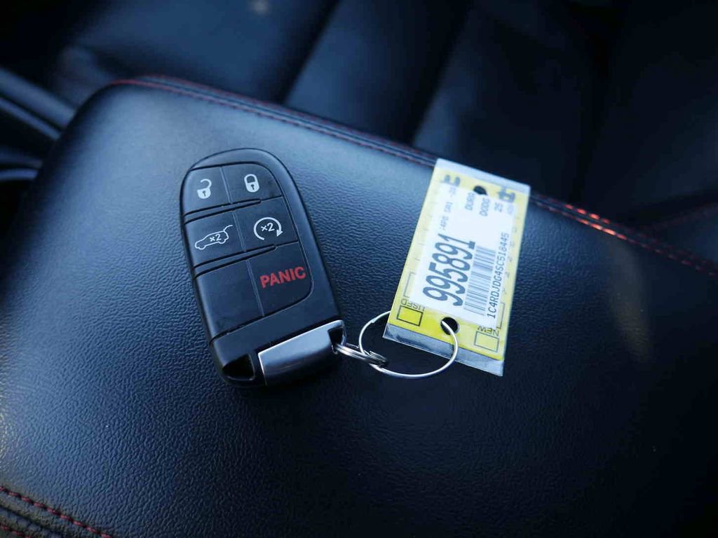 Certified 2025 Dodge Durango GT image 30