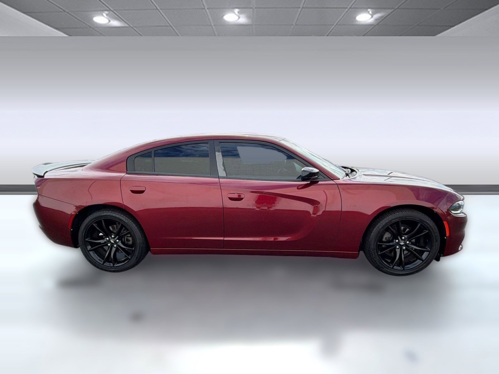 Used 2018 Dodge Charger SXT w/ Blacktop Package RWD image 8