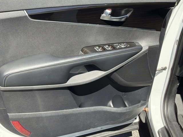 Used 2019 Kia Sorento EX AWD/4WD image 14
