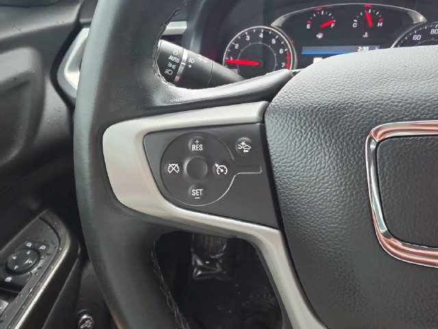 Certified 2023 GMC Acadia SLT FWD image 25