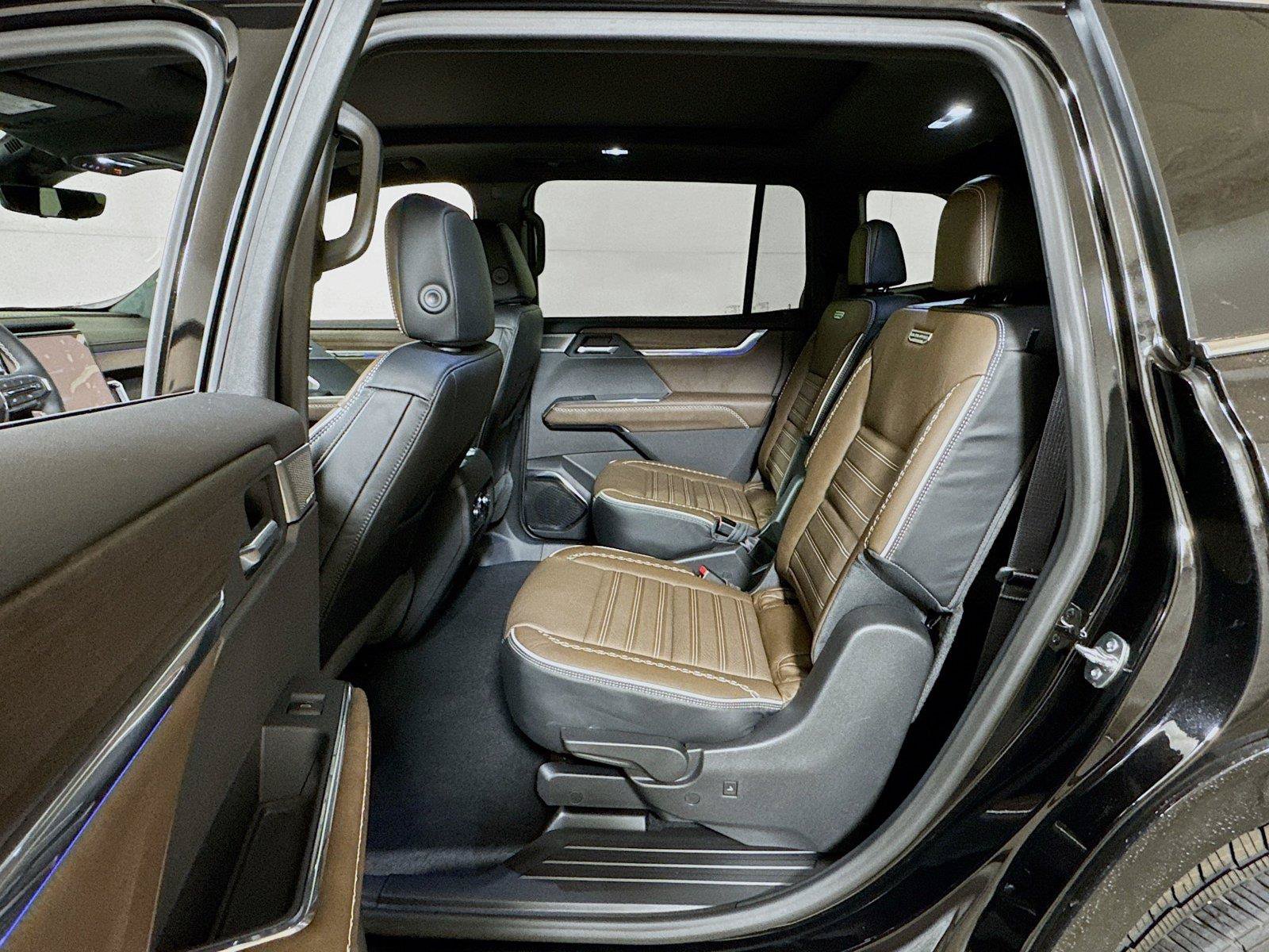 New 2026 GMC Acadia Denali Ultimate FWD image 13