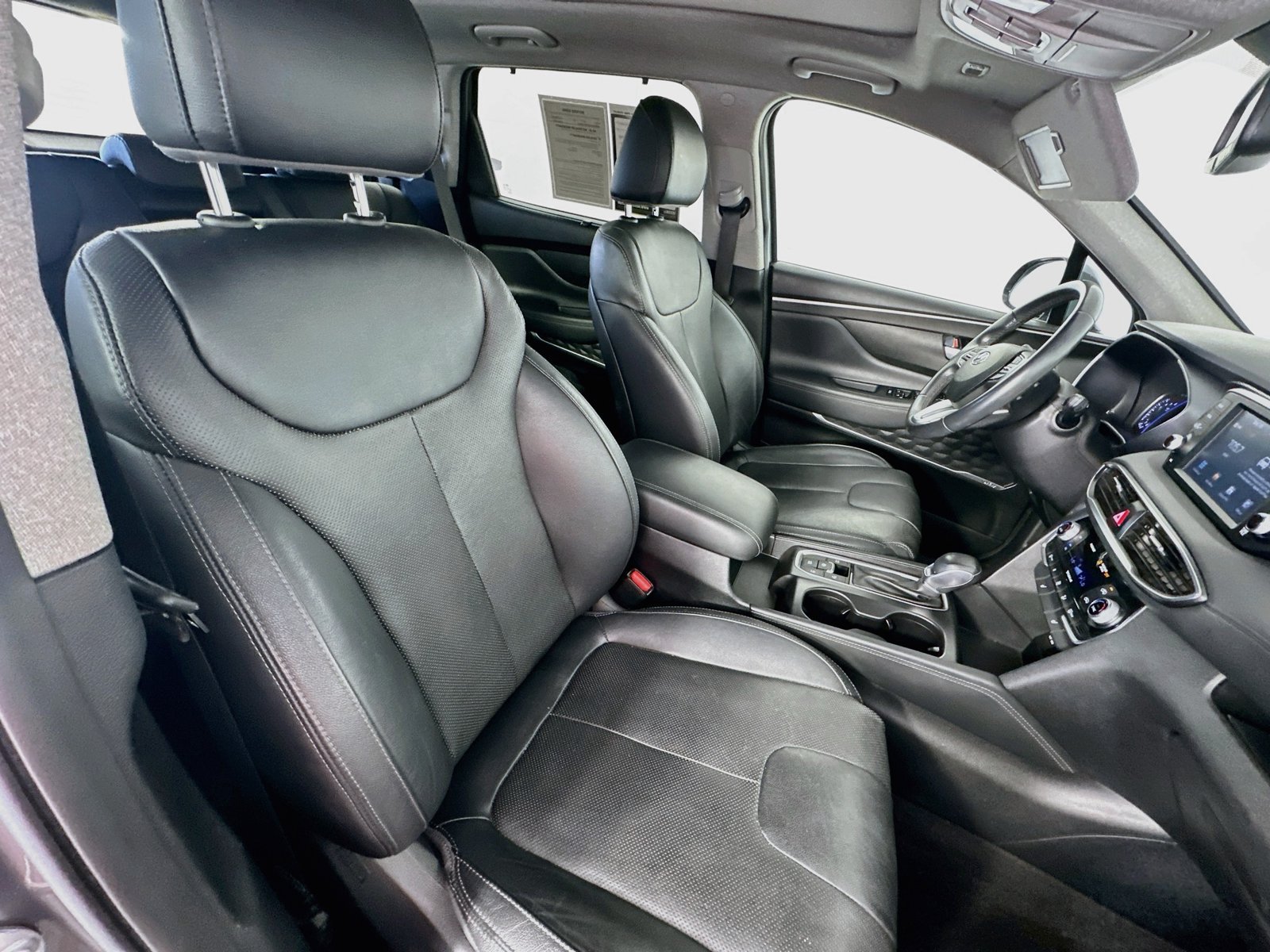 Used 2019 Hyundai Santa Fe Limited FWD image 27