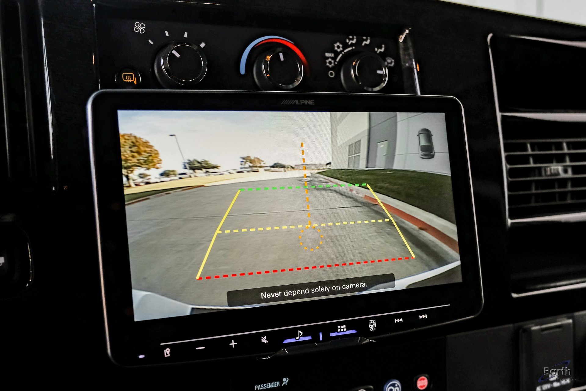 Used 2023 Chevrolet Express 2500 image 65