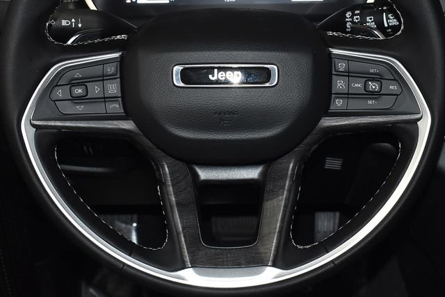 New 2025 Jeep Grand Cherokee L Limited image 22