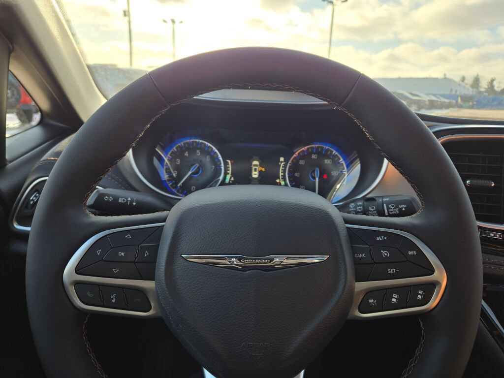 New 2026 Chrysler Pacifica Pinnacle AWD/4WD image 29