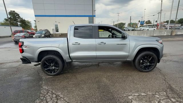 Used 2024 Chevrolet Colorado Z71 w/ Z71 Convenience Package 2 AWD/4WD image 9