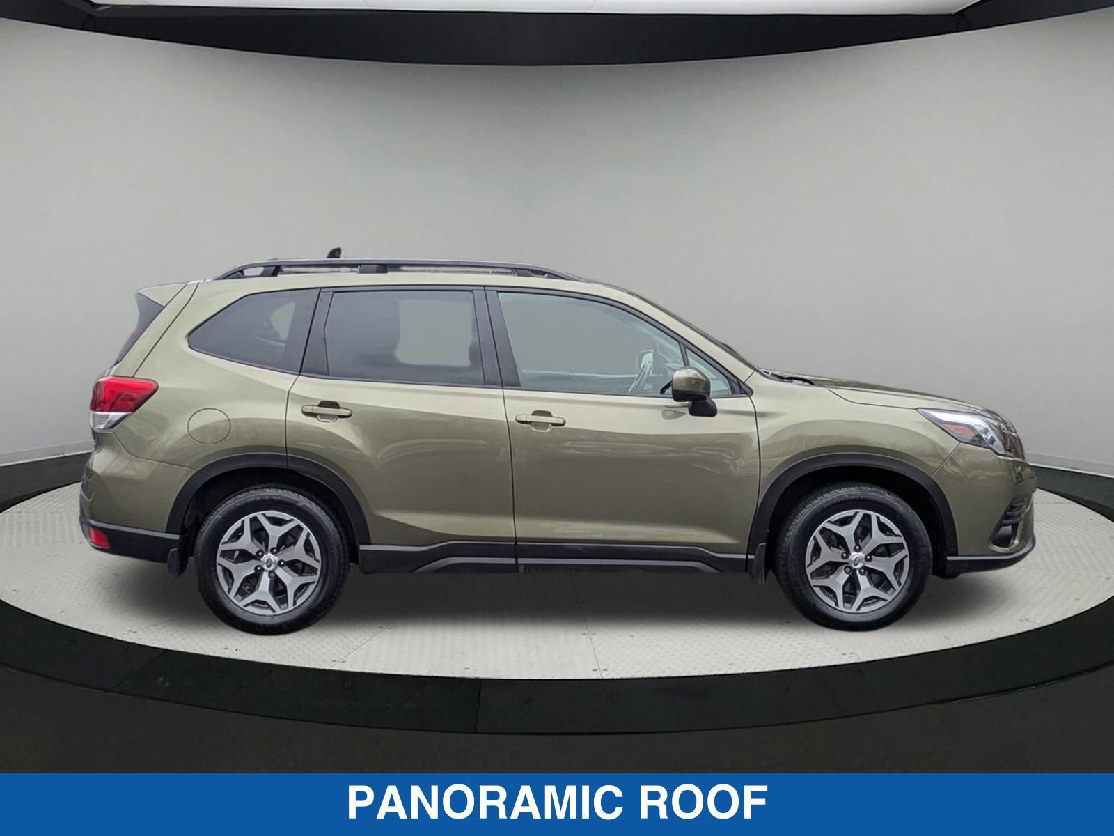 Certified 2023 Subaru Forester Premium image 2