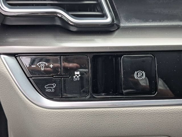 Used 2025 Kia Sportage EX w/ Premium Package FWD image 18